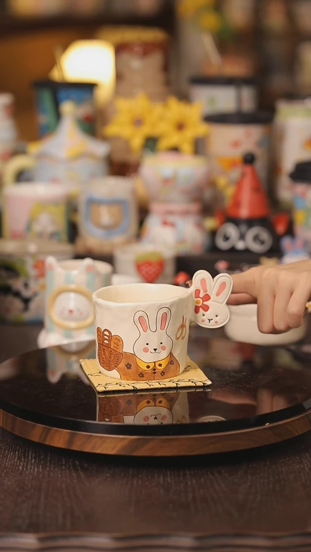 摆件景德镇釉下彩绘设计师款式陶瓷