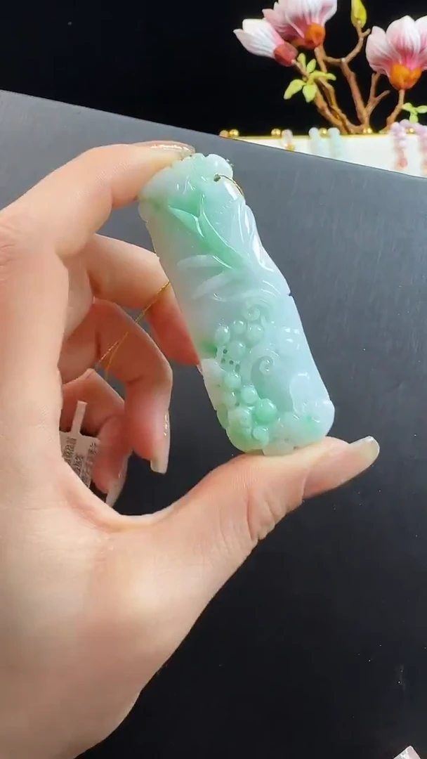 颈饰未镶嵌翡翠竹节