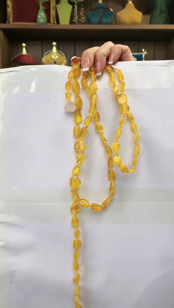 未镶嵌颈饰琥珀多样性发一