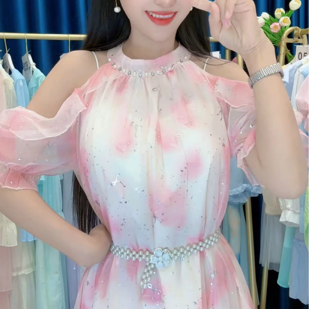 2025 法式甜美欧若风水钻挂脖露肩气质休闲显瘦连衣裙