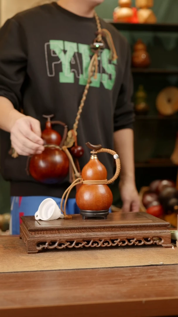 18号精品天然大漆酒葫芦一物一拍~