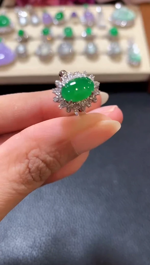 18K金镶嵌戒指翡翠z58