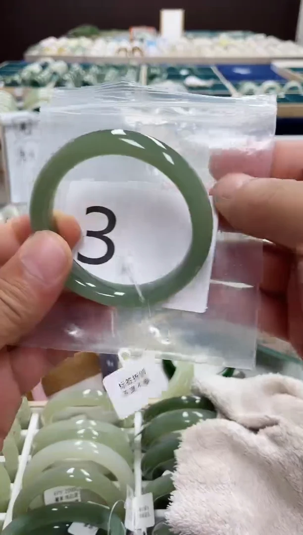 未镶嵌手镯和田玉和田玉手镯 54.9圈口 3号