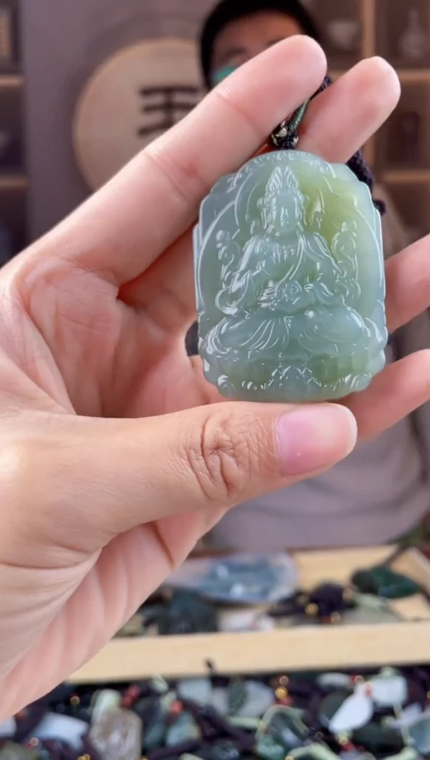 未镶嵌和田玉挂件拍一发一，多样性发货