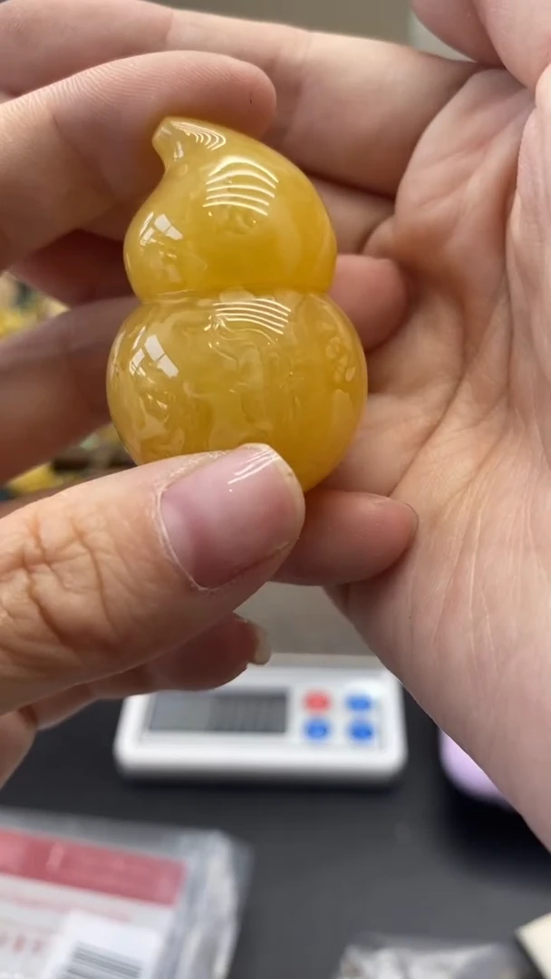 琥珀未镶嵌珠宝奇石1840