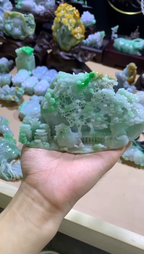 翡翠摆件未镶嵌用****3翡翠摆件