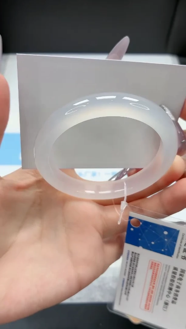 石英质玉手镯未镶嵌82/荔枝58.2