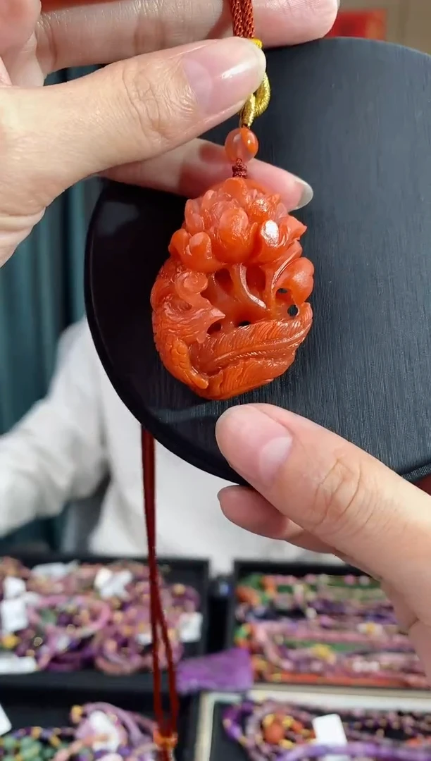 【闪购商品】南红玛瑙吊坠(赠链)未镶嵌709