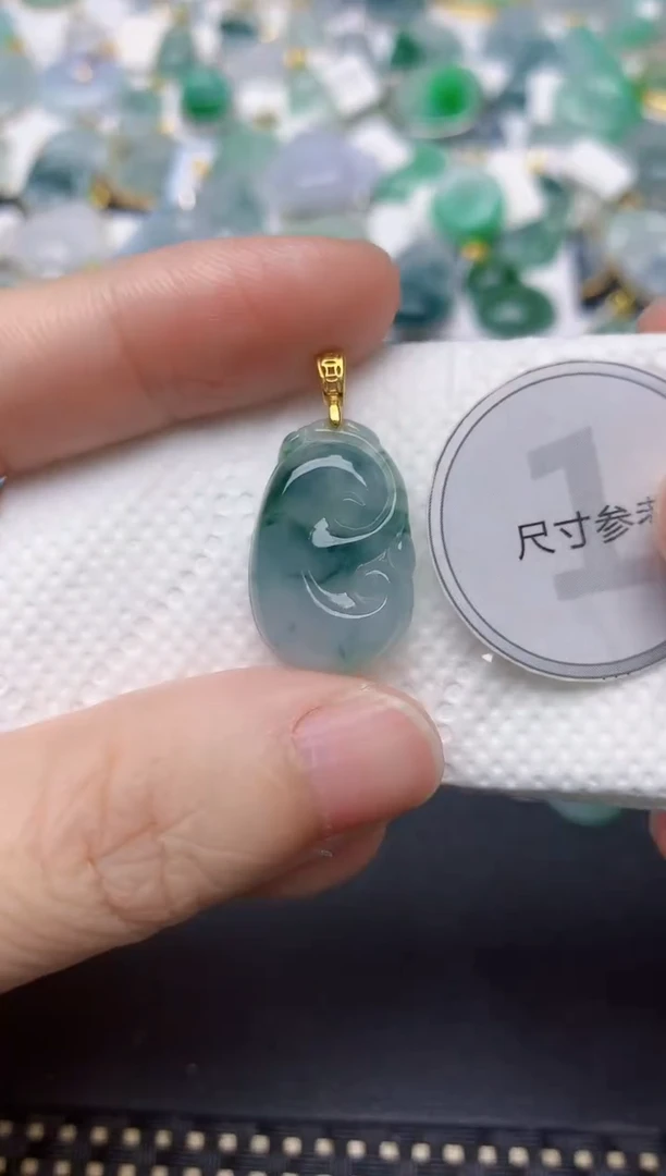 颈饰未镶嵌翡翠天然缅甸A货翡翠