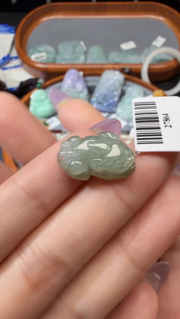 翡翠未镶嵌颈饰005......
