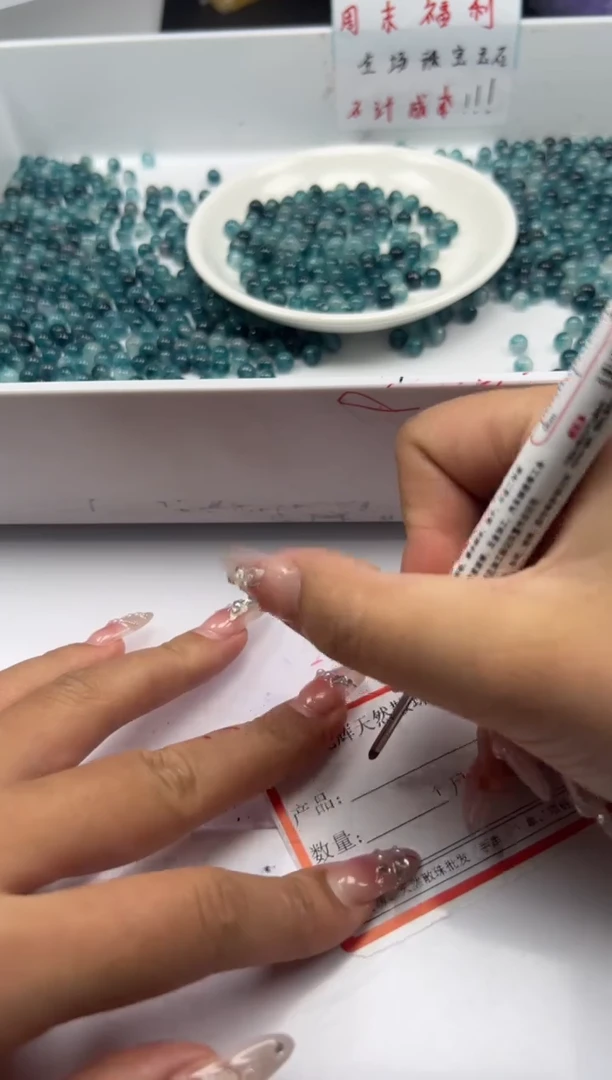 玛瑙/玉髓颈饰未镶嵌w836老蓝水飘花6mm*40颗