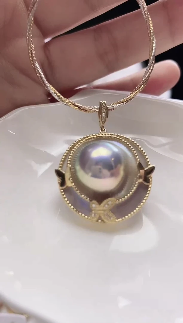 18K金镶嵌颈饰拼合珍珠（马贝珠）海水马贝吊坠