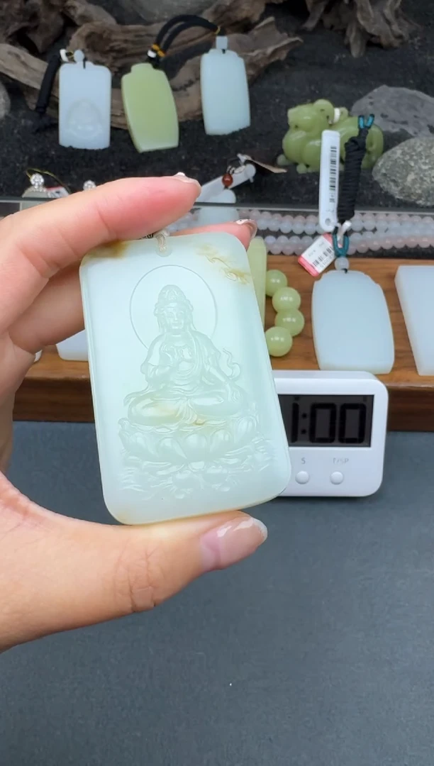 颈饰未镶嵌和田玉3