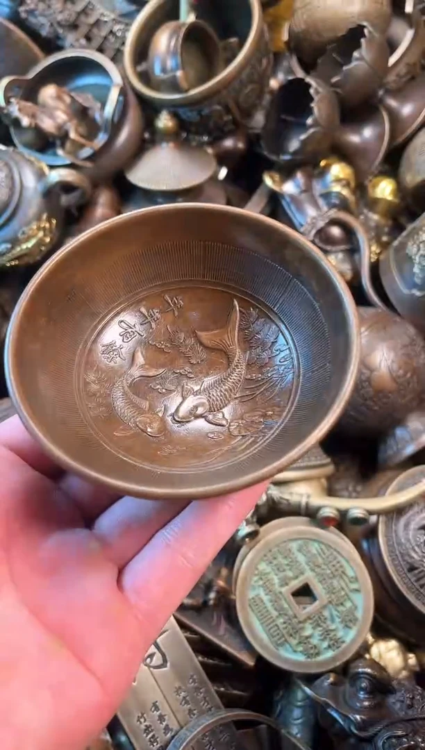 精美铜器点击下单