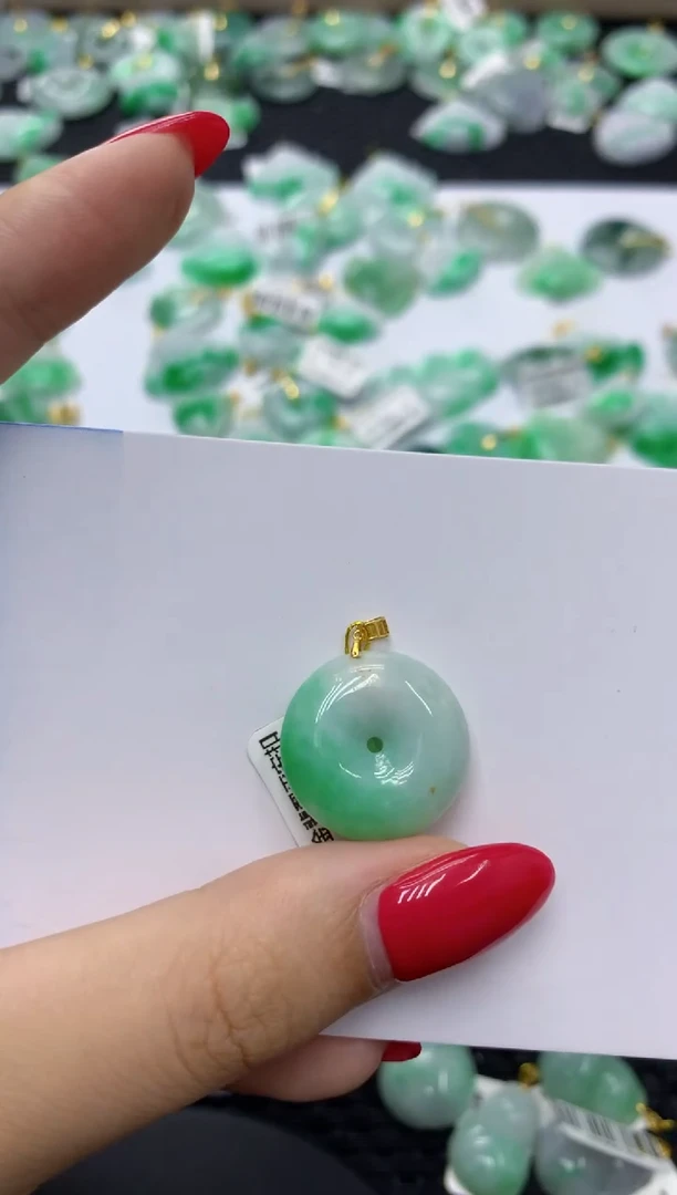 翡翠18K金镶嵌颈饰73563491966663