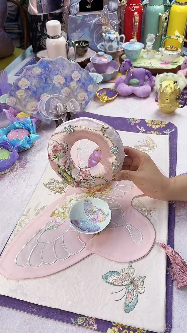 166粉色真丝甜甜圈