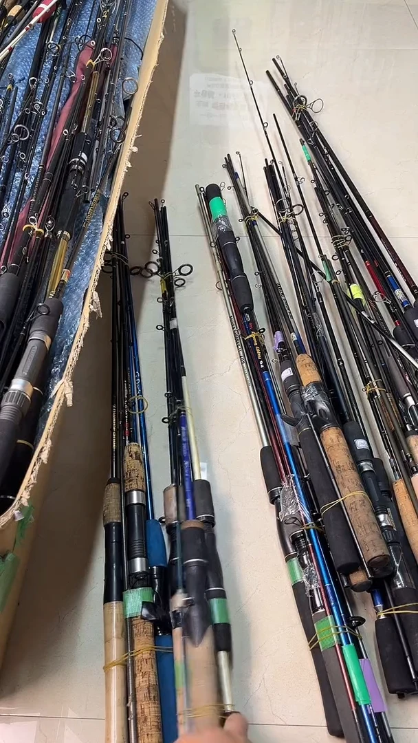 董*董中古鱼竿，实物以直播间为准