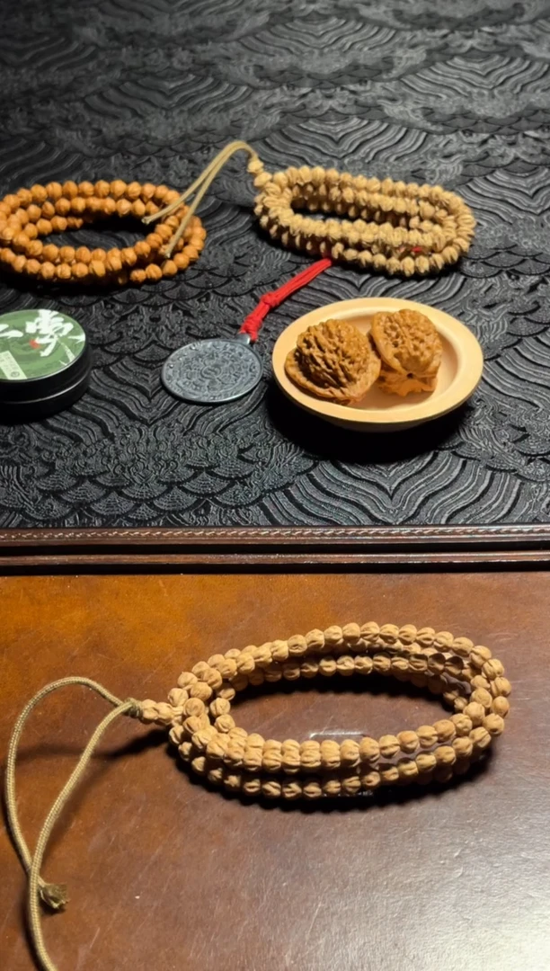 手串柏香籽/百香籽小鱼出品--小尺寸莲花