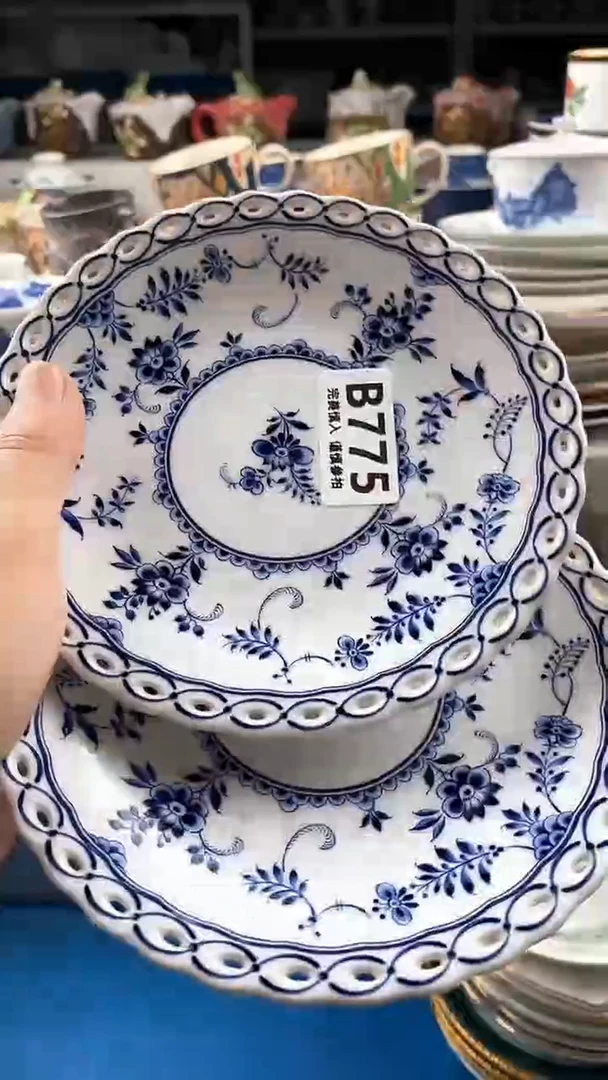 瓷片辣****辣      775