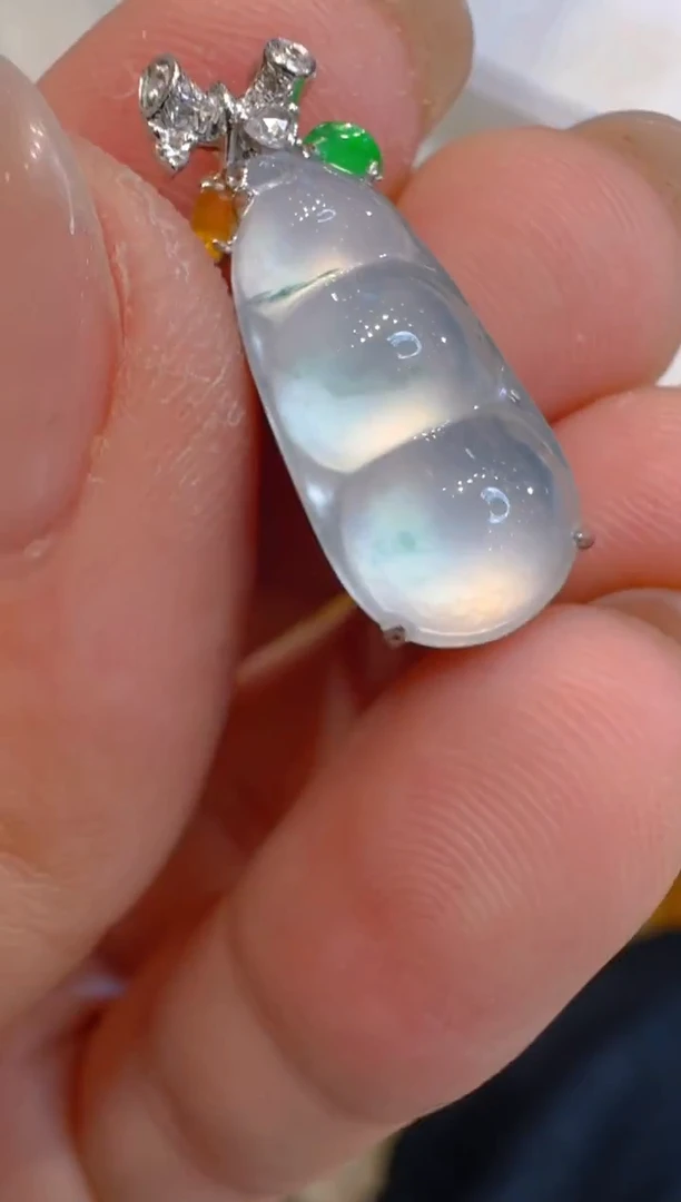 吊坠(不含链)18K金镶嵌翡翠多样性团购发一件