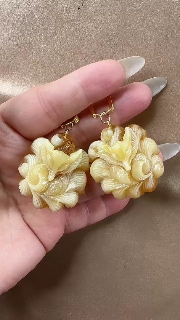 琥珀颈饰未镶嵌耳环