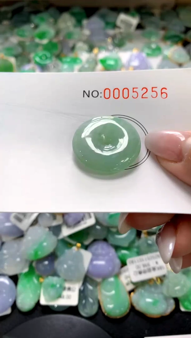 颈饰未镶嵌翡翠111111111