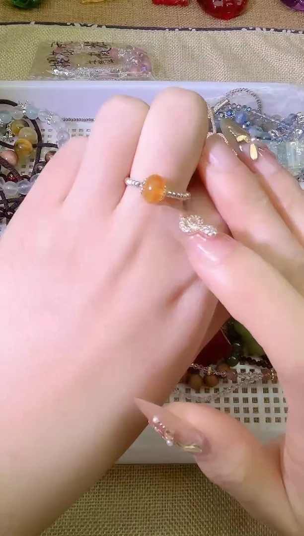 【闪购商品】蜜蜡戒圈银S925镶嵌多样性发拍一发