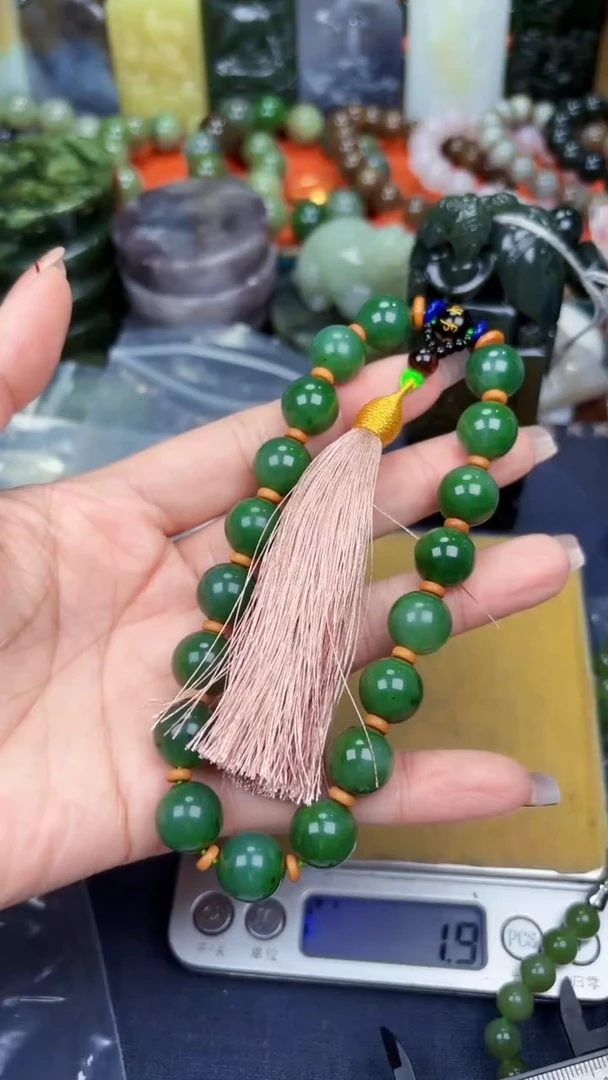 颈饰未镶嵌和田玉和田玉