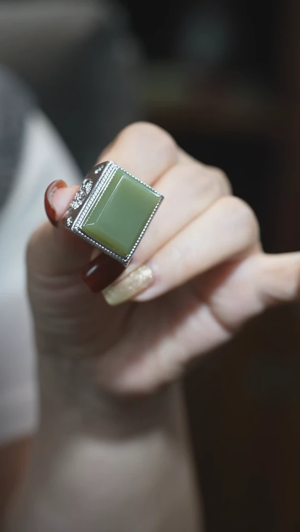 银S925镶嵌戒指和田玉戒指