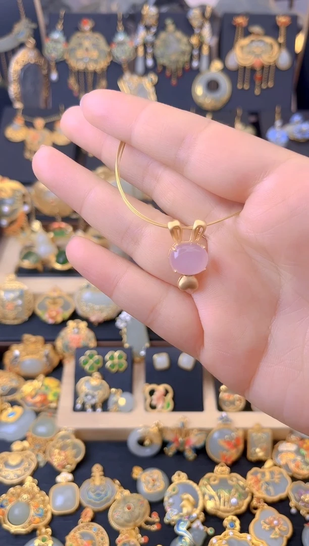 【闪购商品】玛瑙/玉髓吊坠合金小兔子吊坠