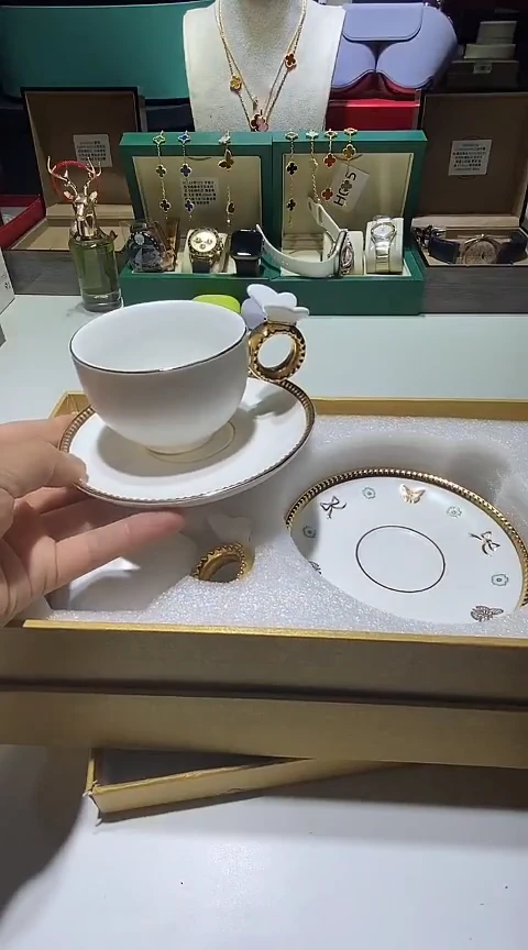 瓷片生活的本意就是开心@@1
