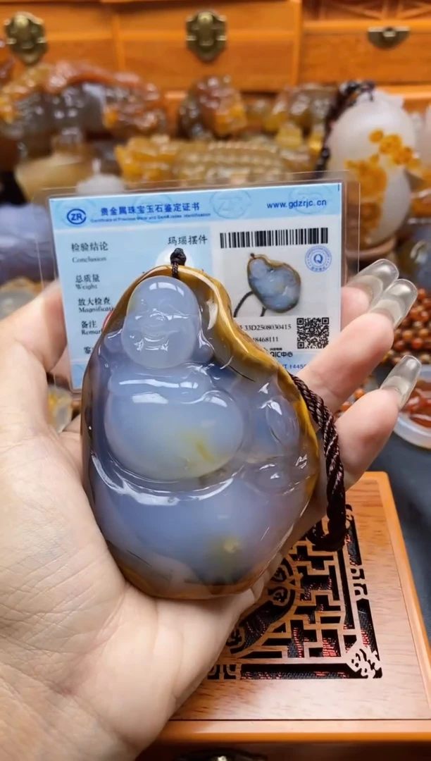 玛瑙/玉髓挂件未镶嵌云**轻ll