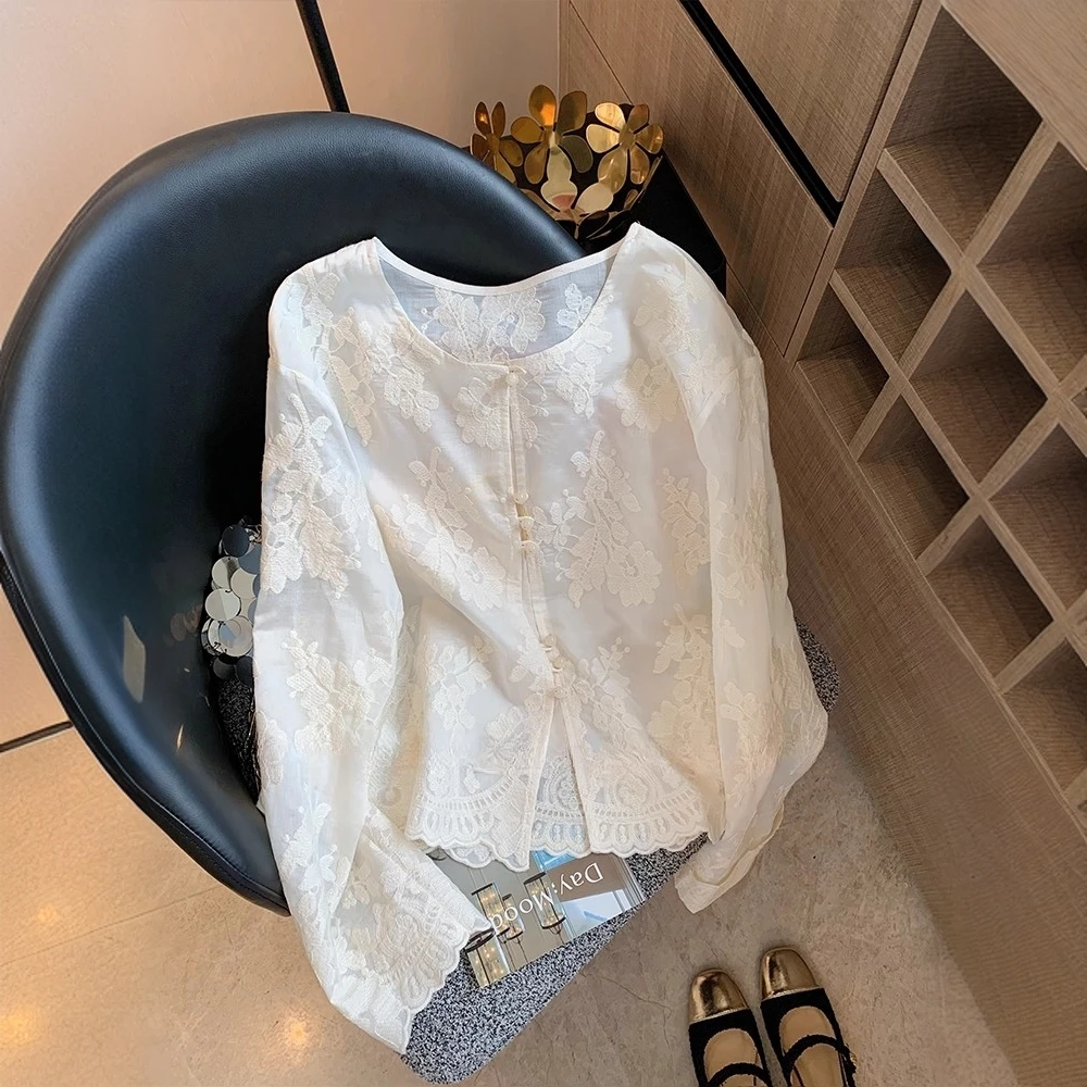 法式白色蕾丝镂空新中式衬衫上衣女2025秋季新款超仙气质减龄内搭