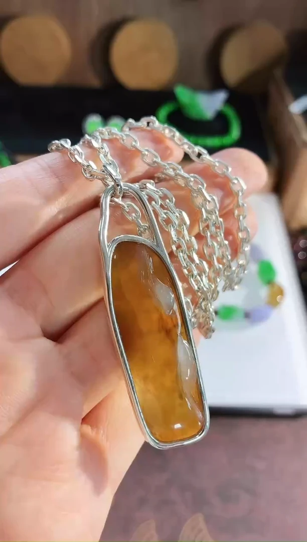 颈饰银S925镶嵌翡翠颈饰