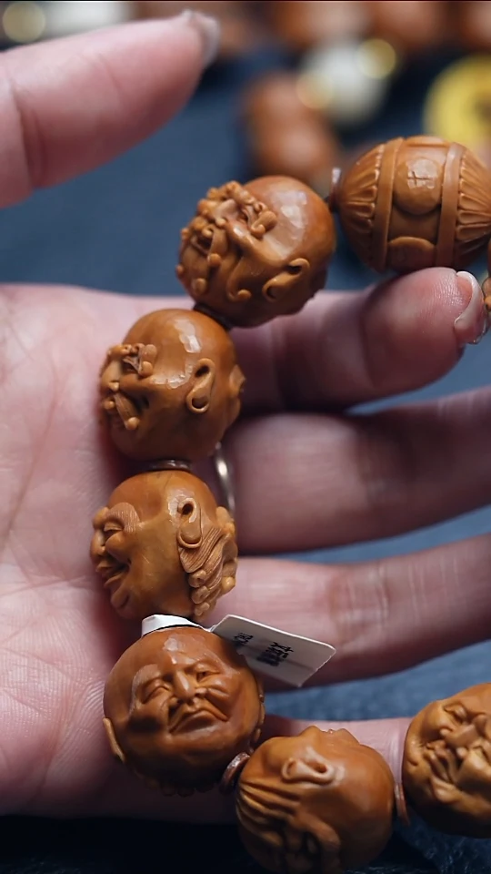 【闪购商品】橄榄核吊坠苏工橄榄核