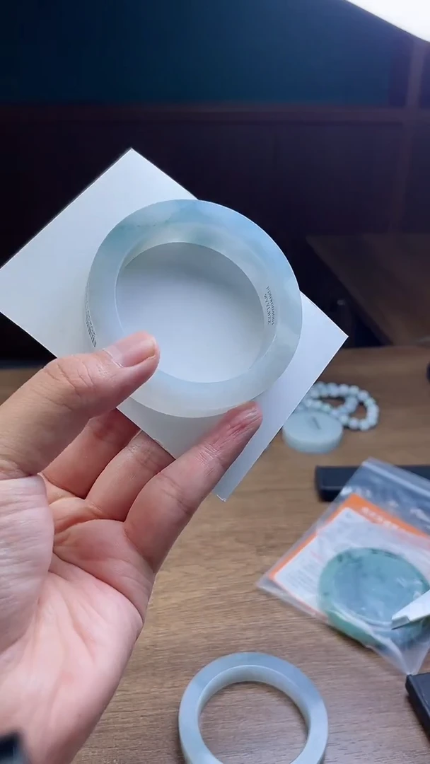 未镶嵌手镯定制翡翠雨**光定制