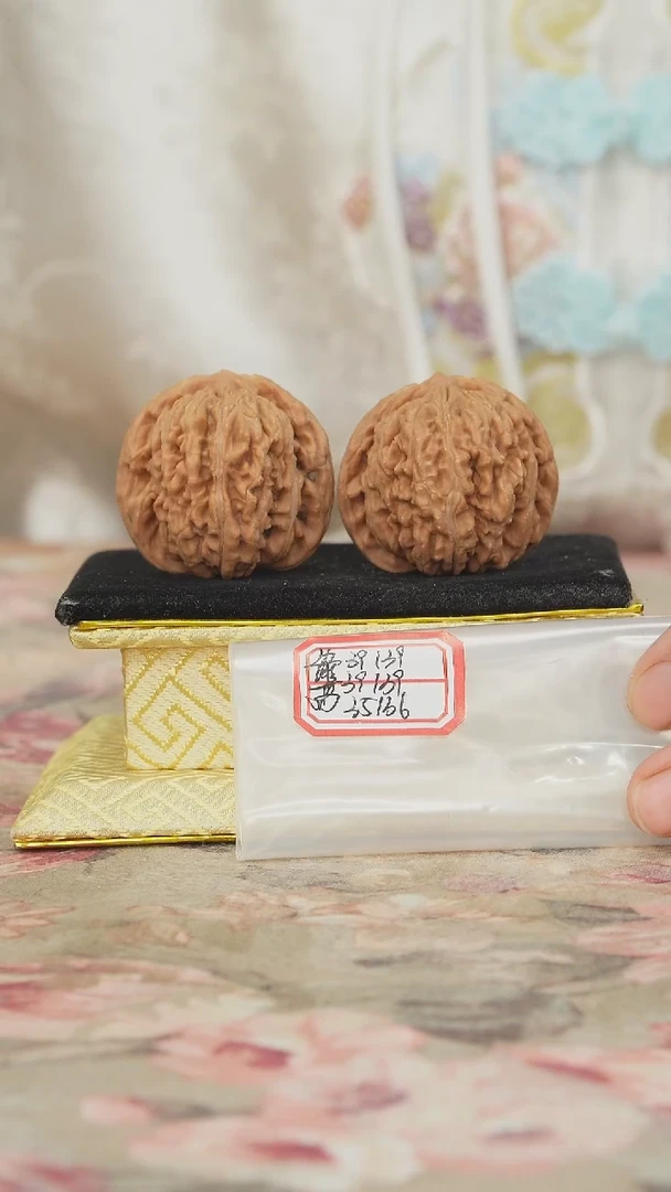 把件文玩核桃一代楼微修