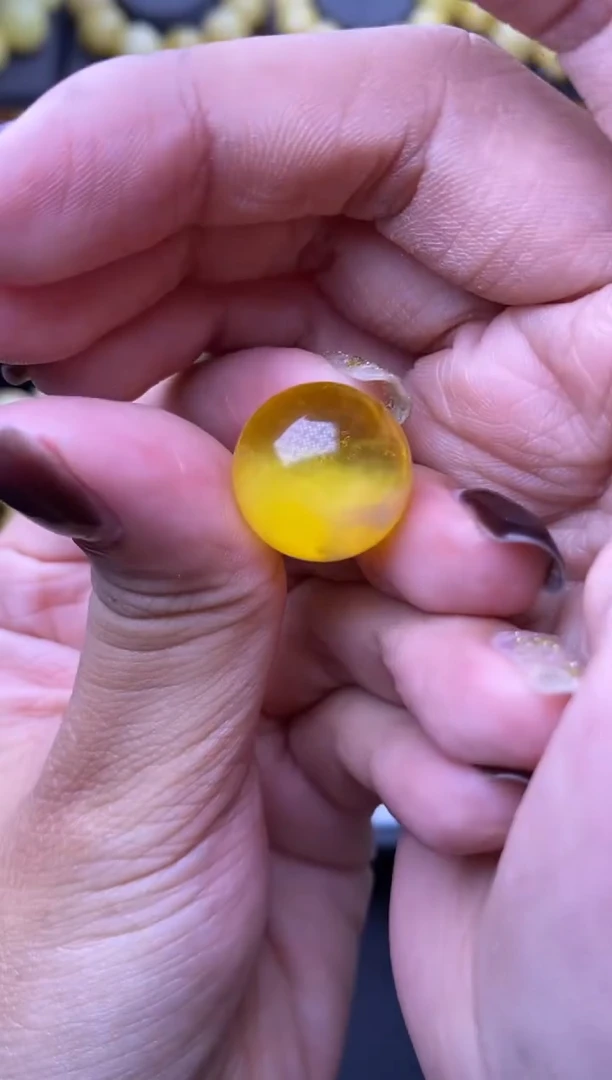 琥珀未镶嵌珠宝奇石大小姐珠宝34