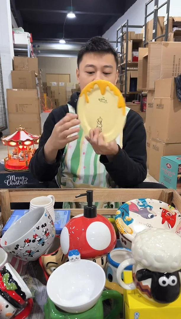 瓷片原盒维尼餐盘