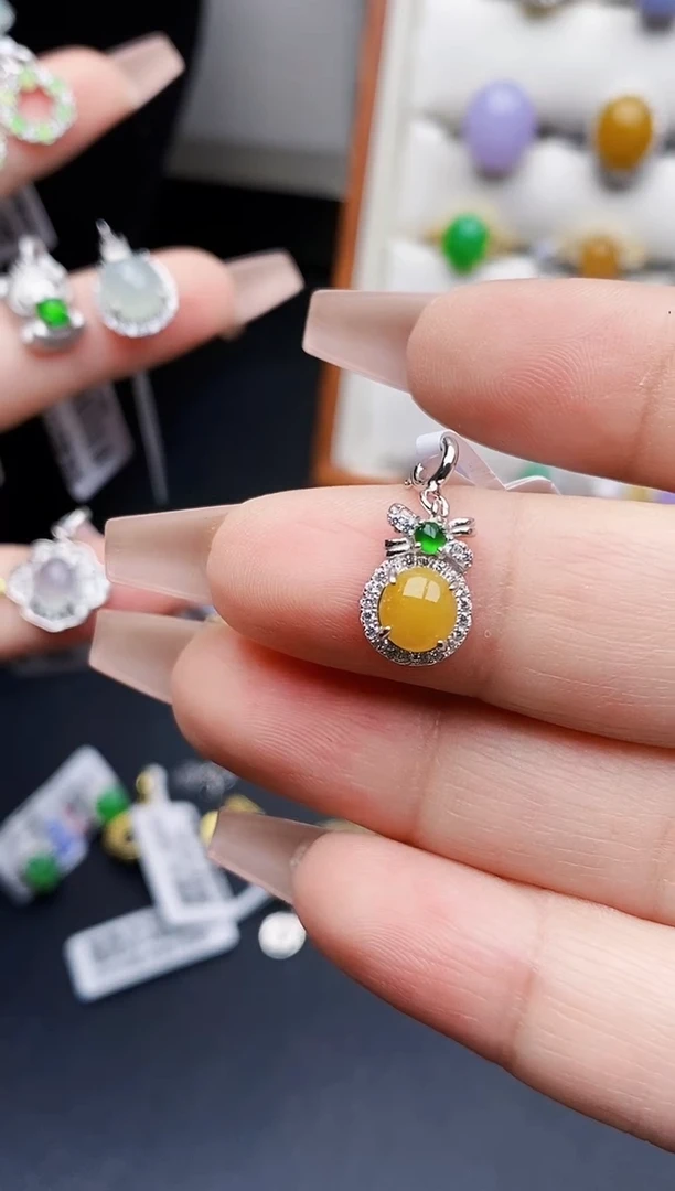 银S925镶嵌戒指翡翠J****飞0208