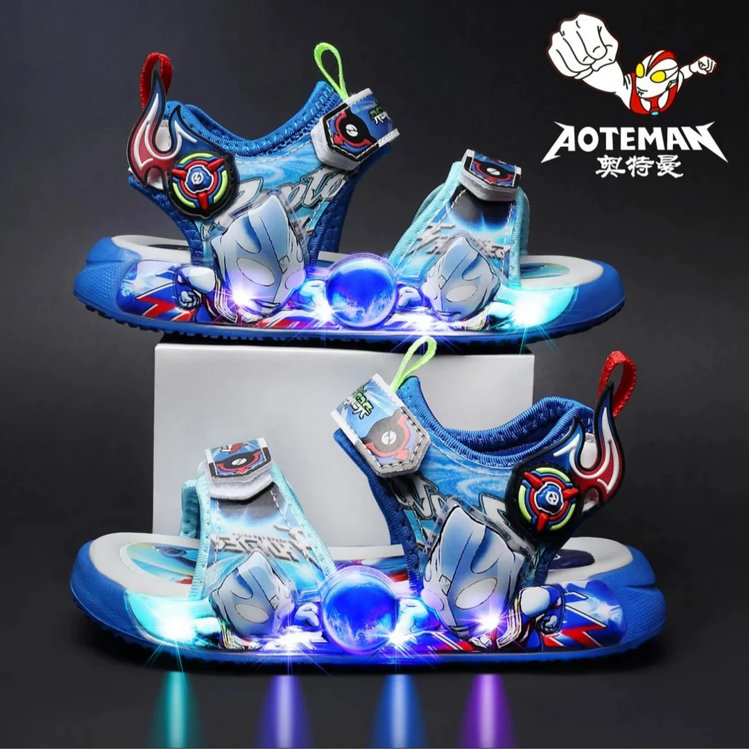 奥特曼正品2025夏季新款男童发光凉鞋沙滩鞋儿童软底小男孩魔术贴