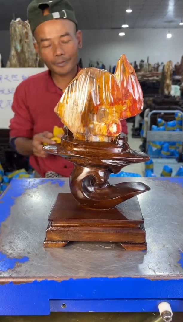 未镶嵌摆件硅化玉2