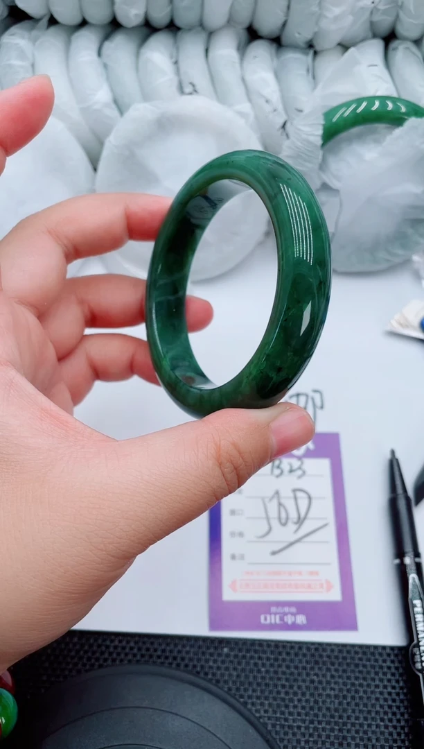 和田玉手镯未镶嵌B23-56-57