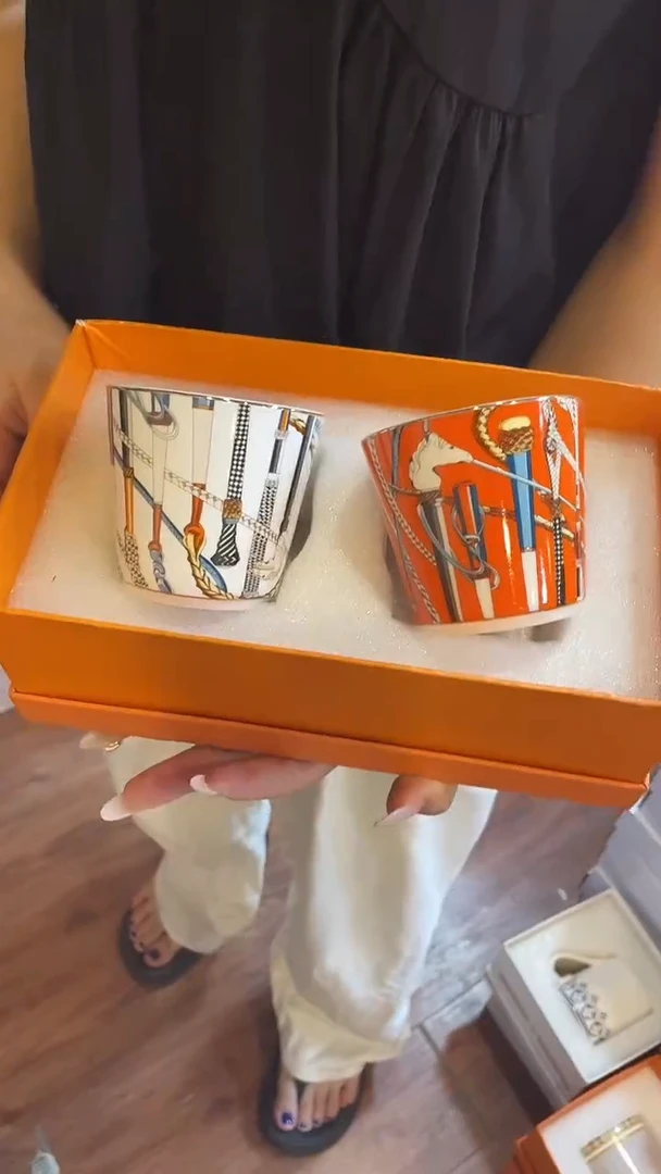 鸿辉家品牌瓷器，京东包邮！