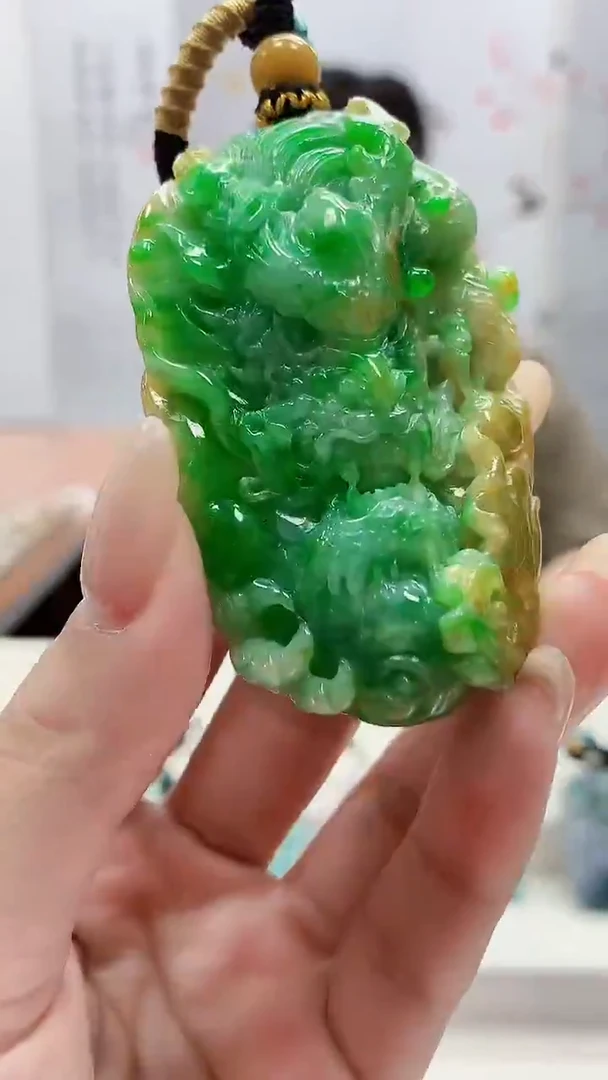 未镶嵌定制翡翠4917lr-毛货挂件177