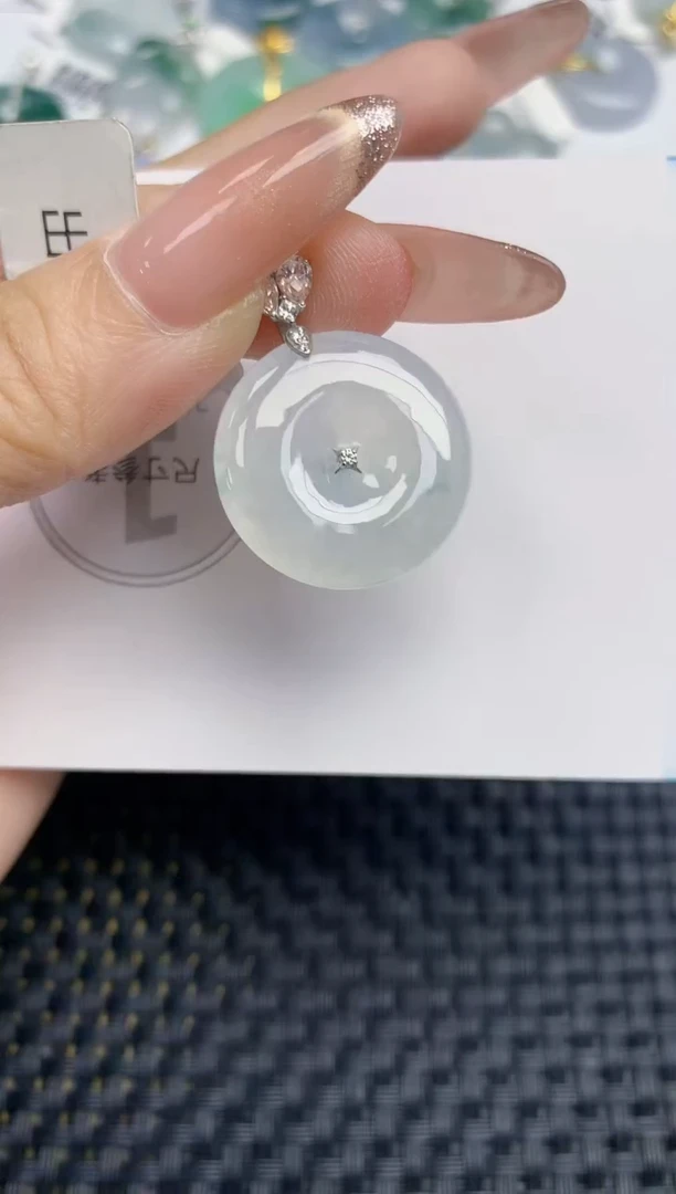 颈饰18K金镶嵌翡翠天然缅甸A货翡翠百元以上9元证书费自理