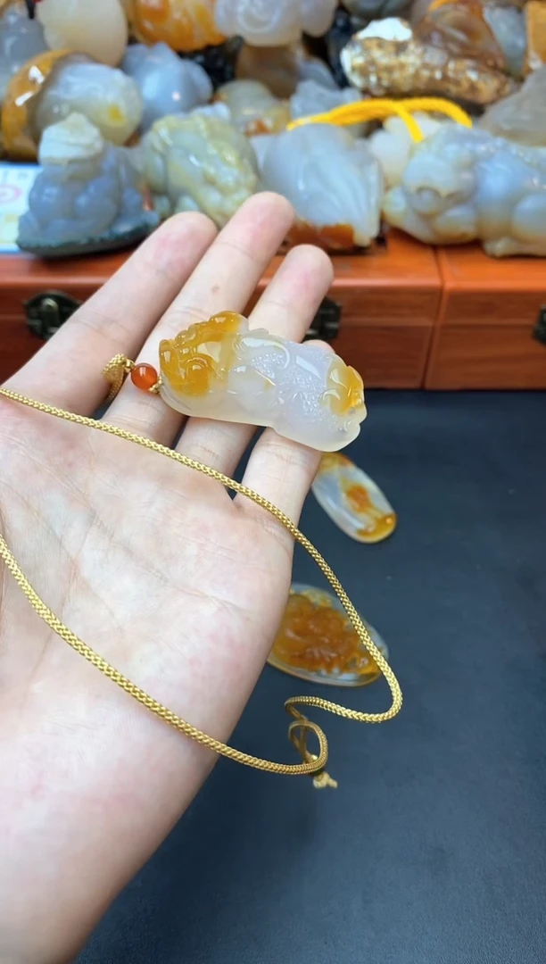 玛瑙/玉髓挂件未镶嵌0