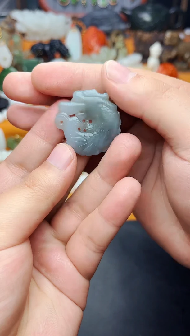 【闪购商品】和田玉颈饰未镶嵌鱼化龙 01