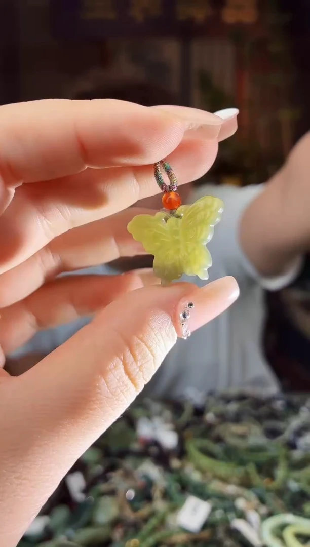 和田玉未镶嵌颈饰拍一发一