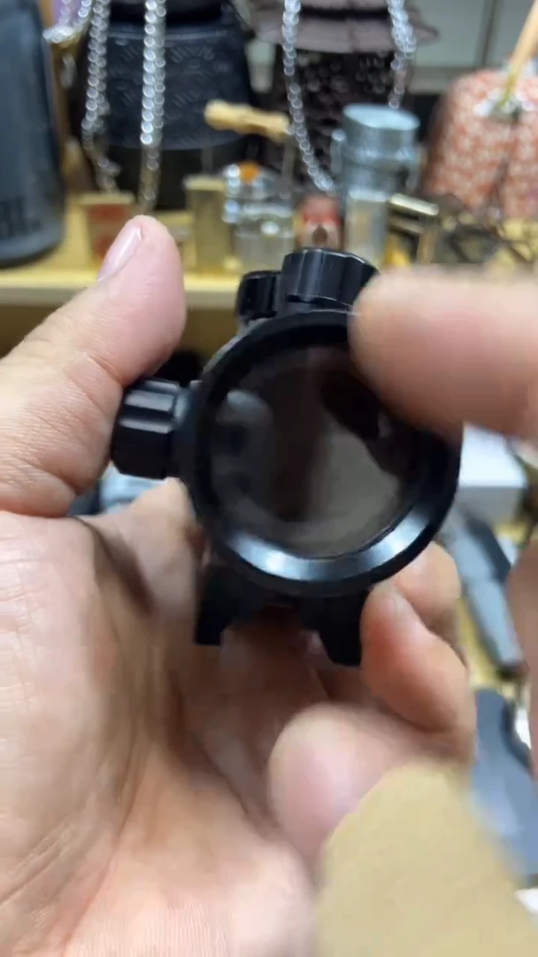 瓷片闪购商品  如图所示